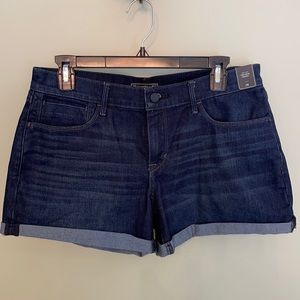 New Abercrombie and Fitch denim mid-rise shorts size 28 (4)